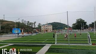 Thi công sân bóng cỏ nhân tạo tại đảo Cái Chiên - Quảng Ninh