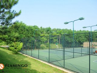 Sân tennis tại Flamingo Đại Lải